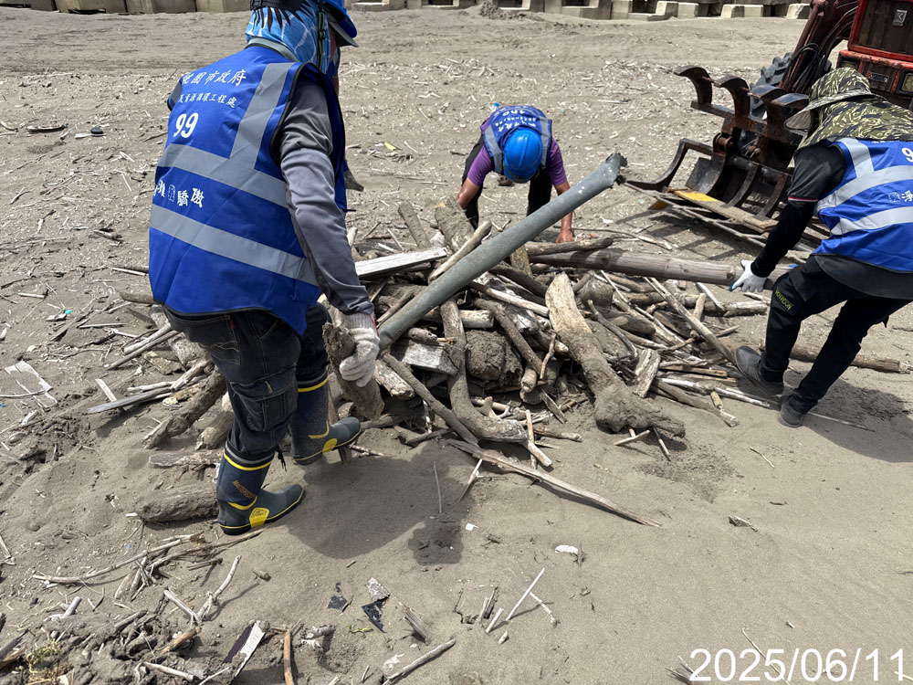 世壯運沙灘排球場地藍灣沙灘清潔